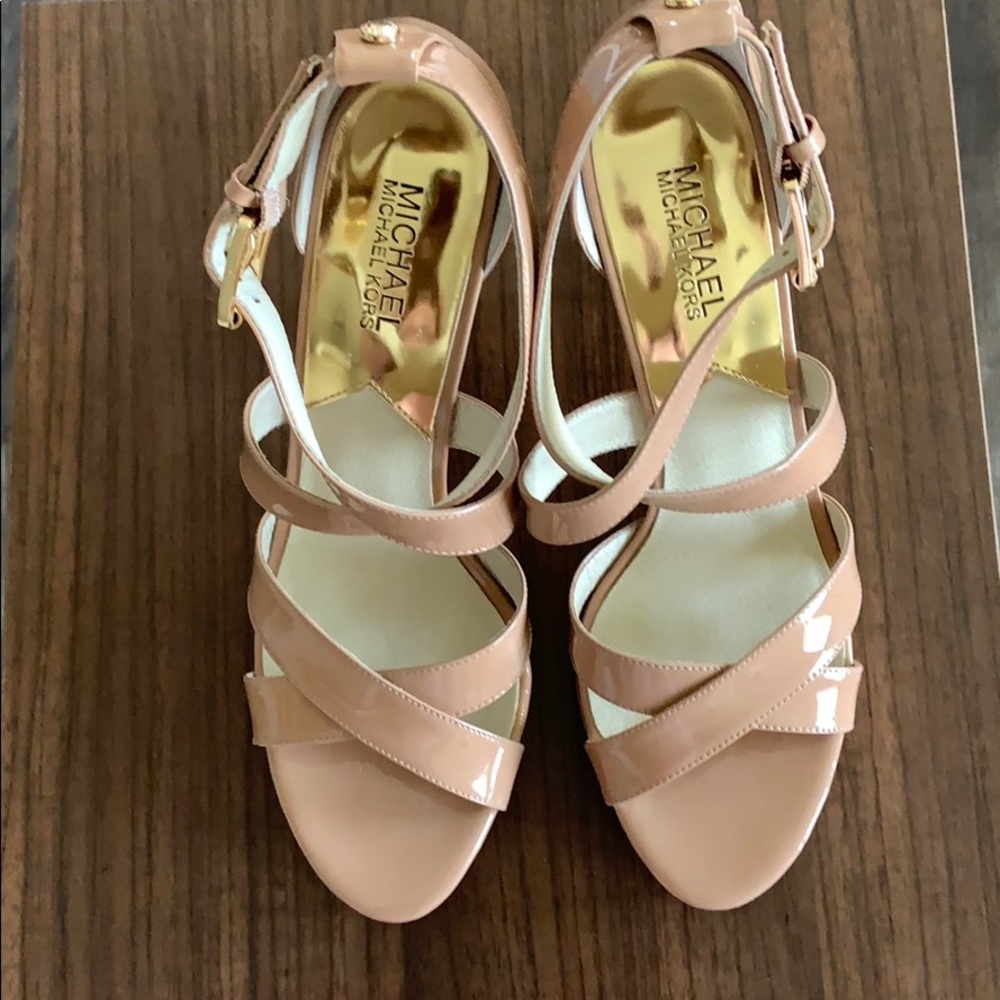 Michael Kors “Evie Platform” shoes